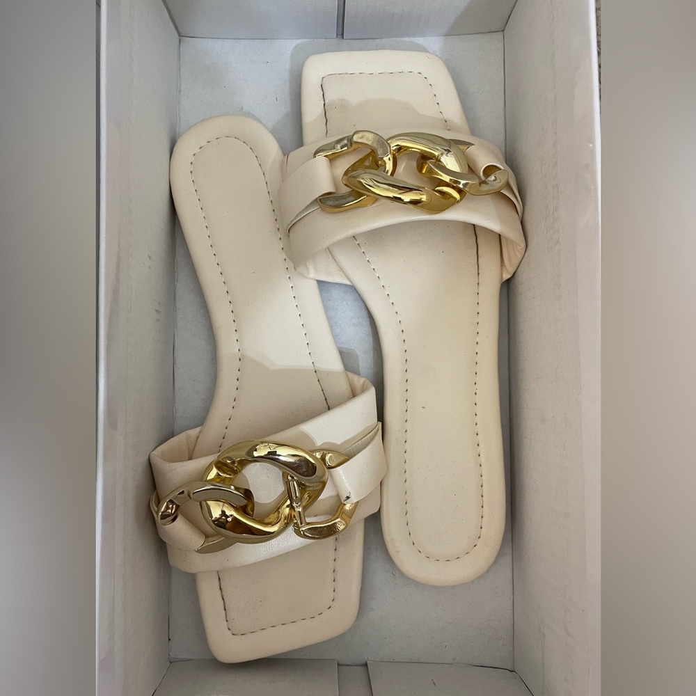 COPY - Chain decor slide sandals